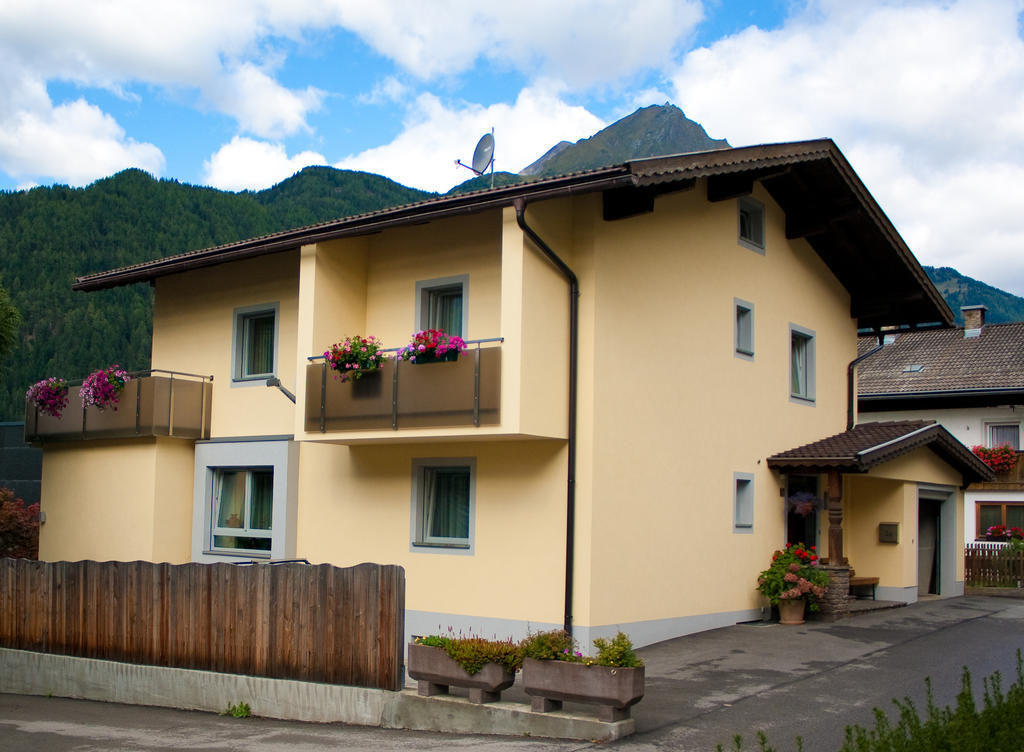 Haus Meixner Matrei in Osttirol Exterior photo